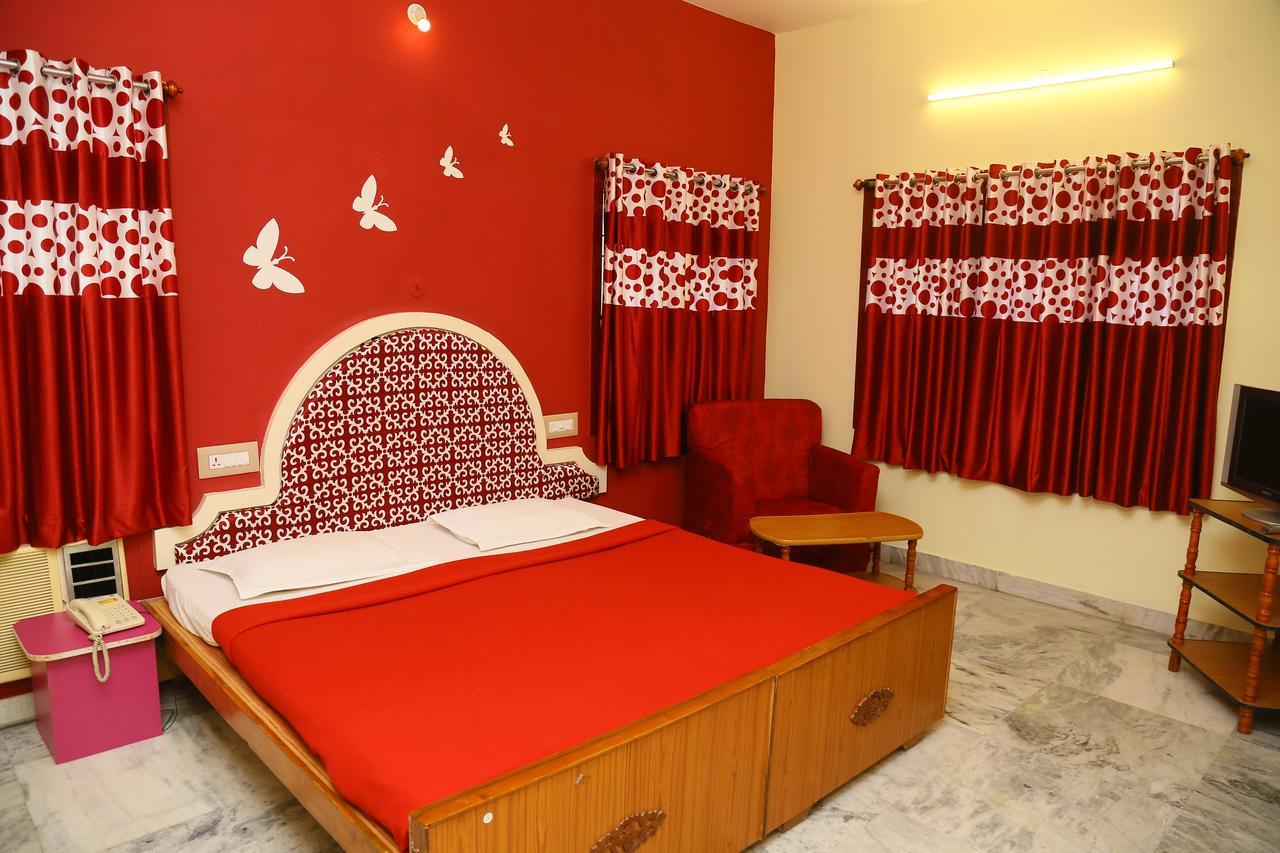 קומבאקונאם Le Garden Inn מראה חיצוני תמונה