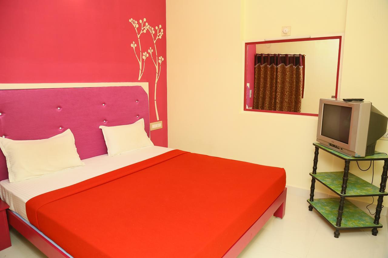 קומבאקונאם Le Garden Inn מראה חיצוני תמונה