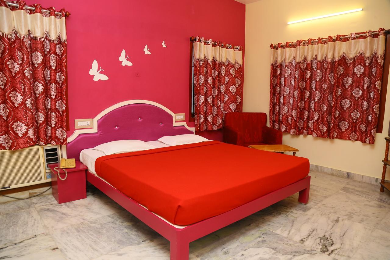 קומבאקונאם Le Garden Inn מראה חיצוני תמונה
